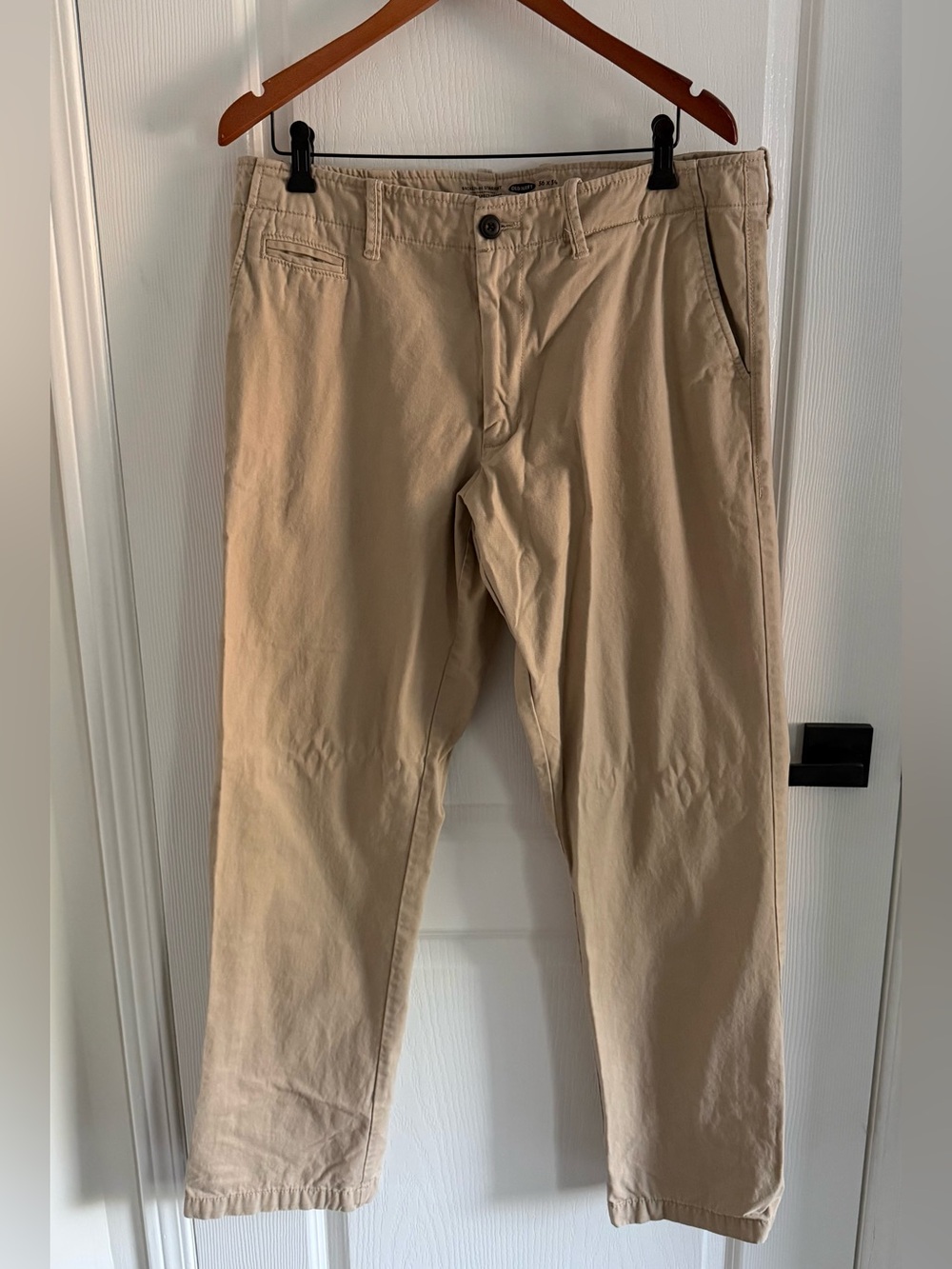 Old Navy Men's Broken-In Chinos